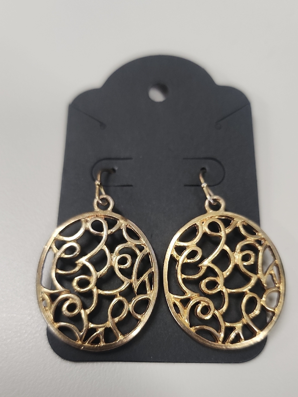 Filigree Oval Scroll Medallion Drop Earrings Gold Tone Geometric Boho Openwork